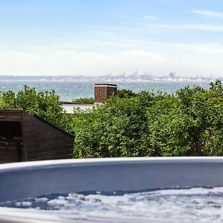 By Skodshoved With Sea View Tatil Evi Knebel