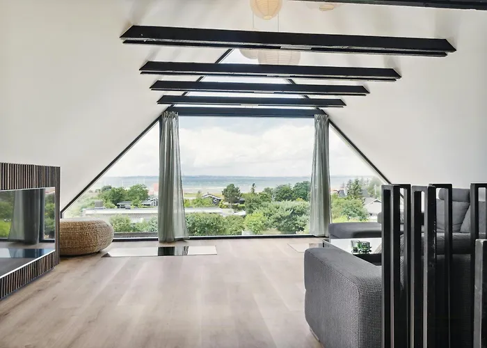 Home By Skodshoved With Sea View